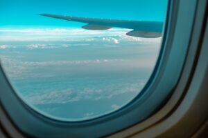 Finestrino d'aereo: la paura di volare è controllo.